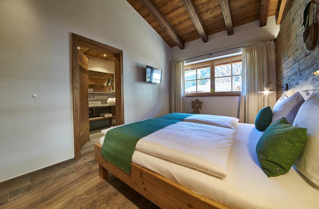 Panorama Chalets Saalbach Hinterglemm Szoba fotó
