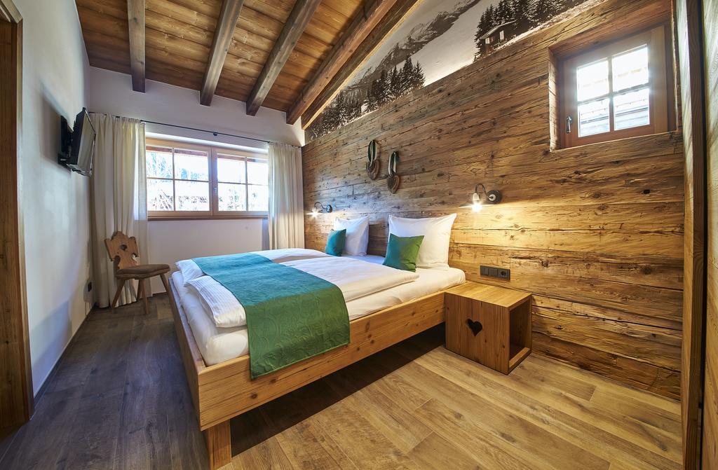Panorama Chalets Saalbach Hinterglemm Szoba fotó